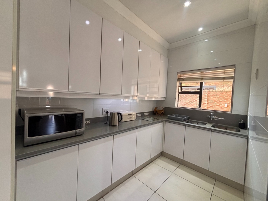 2 Bedroom Property for Sale in Flamwood North West